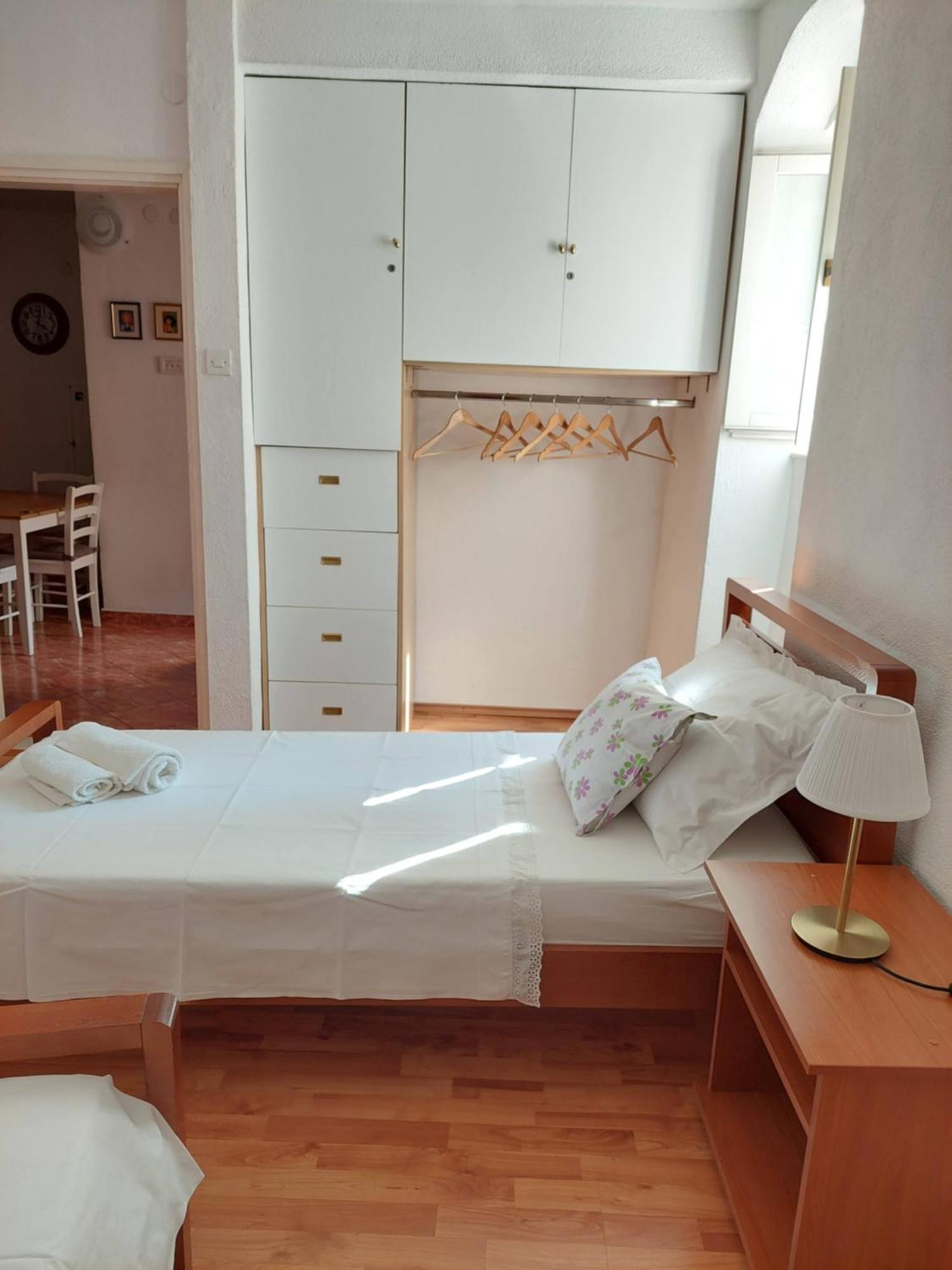 Apartment In Vis Historic Center - Mikula, Ljubica, Toma Экстерьер фото