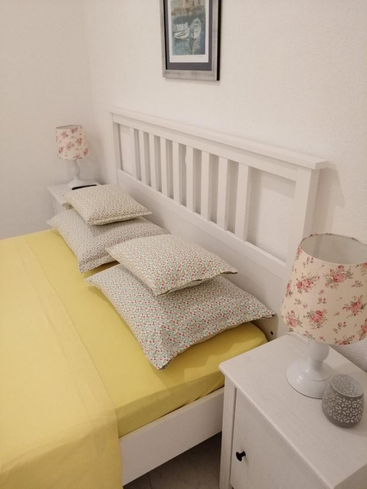Apartment In Vis Historic Center - Mikula, Ljubica, Toma Номер фото