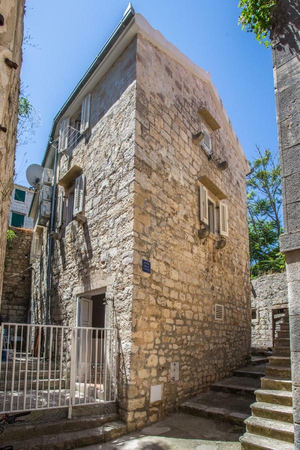 Apartment In Vis Historic Center - Mikula, Ljubica, Toma Экстерьер фото