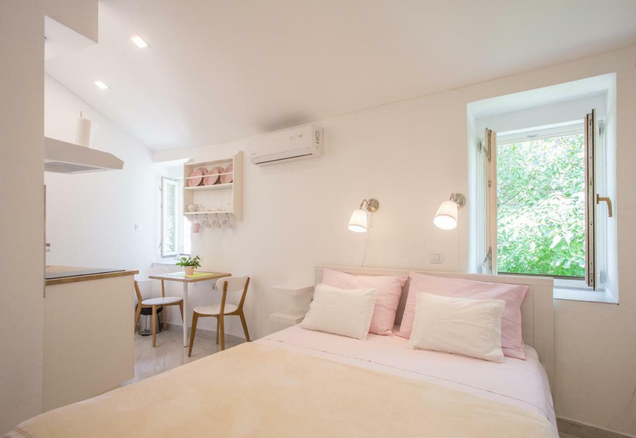 Apartment In Vis Historic Center - Mikula, Ljubica, Toma Экстерьер фото